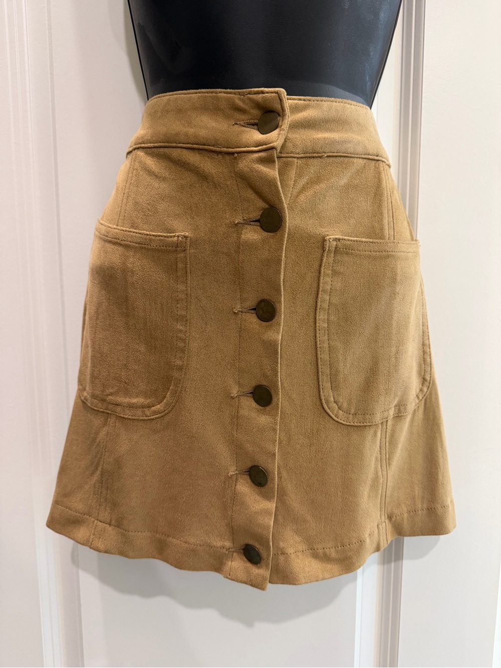 Altar’d State Camel Faux Suede Button-Front Mini Skirt Size Small